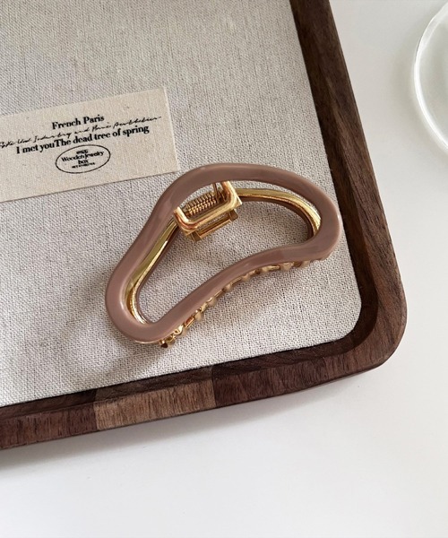 BAYBLO（ベイブロ）の「(SB)韓国風 ニュアンス カーブ バンス ヘアクリップ（バレッタ/ヘアクリップ・レディース・アイボリー/ホワイト系/ブラック/グレイッシュベージュ/ブラウン・ONE SIZE）」の19枚目の写真