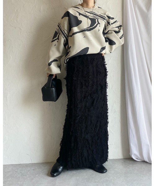 She's Closet（シーズクローゼット）の「ウェーブ柄ミックスフリンジジャガードハイウエストニットタイトロングスカート（スカート・レディース・アイボリー/ブラックミックス/グレー/ブラック/ネイビー/ブラウン・FREE）」の9枚目の写真