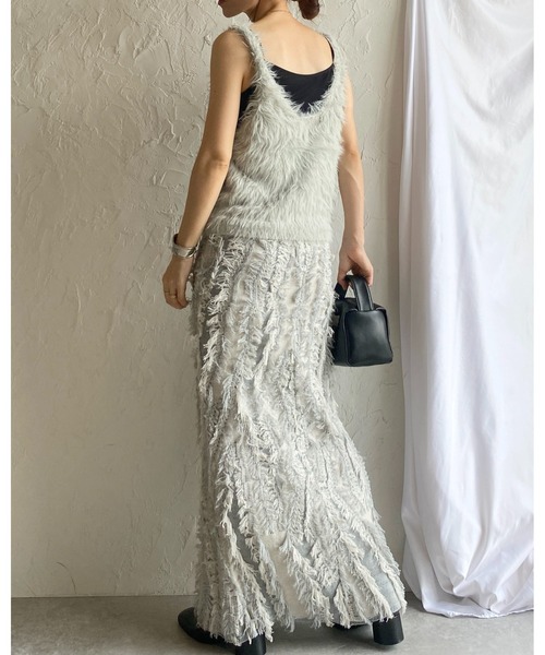 She's Closet（シーズクローゼット）の「ウェーブ柄ミックスフリンジジャガードハイウエストニットタイトロングスカート（スカート・レディース・アイボリー/ブラックミックス/グレー/ブラック/ネイビー/ブラウン・FREE）」の14枚目の写真