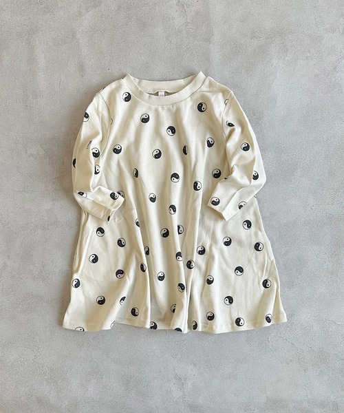 MARKEY'S（マーキーズ）の「キャンディーペーパーナガソデワンピース（ワンピース・キッズ・ラベンダー/ブラック/オフホワイト/イエロー/パープル/レッド・140/130/100/95/90/80/120/110）」の2枚目の写真