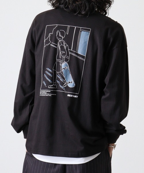 FUNALIVE（ファンアライブ）の「Cotton back print crew neck long sleeve T-shirt / バックプリントオーバーTシャツ unisex（Tシャツ/カットソー・メンズ・ブラック/ホワイト系1/ホワイト系2/オフホワイト/ブラック系2/ホワイト系3/ブラック系4/ブラック系1/ホワイト系4/ライトグリーン/ラベンダー/ネイビー/ミント/チャコール/ベージュ/ネイビー系1/グレー系1/ブラック系3/杢グレー/スカイブルー・M/L/XL）」の7枚目の写真