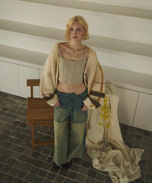 loin nuit(ロワンニュイ)の「cable knit ensemble / ケーブルニットアンサンブル(アンサンブル・レディース・スモークピンク/グレイッシュベージュ/グレー・FREE)」の13枚目の写真
