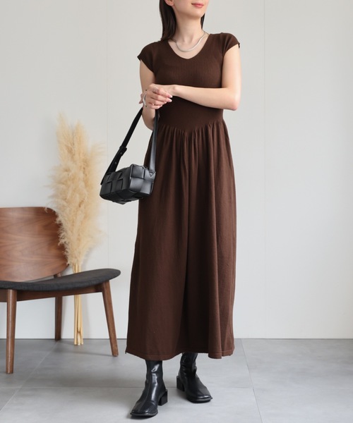 model：162cm 着用サイズ：F