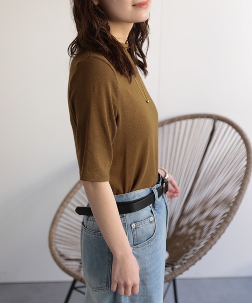 ap retro(アプレトロ)の「ベーシックハイネックTee / 半袖(ニット/セーター・レディース・ブラック/グレー/マスタード/チャコール/ブラウン/アイボリー・FREE)」の6枚目の写真