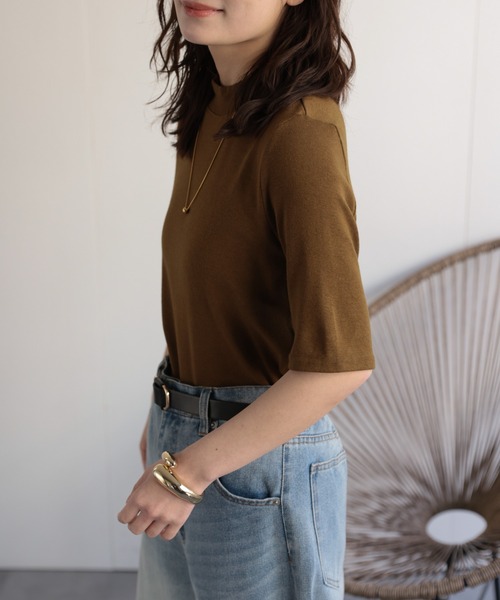 ap retro(アプレトロ)の「ベーシックハイネックTee / 半袖(ニット/セーター・レディース・ブラック/グレー/マスタード/チャコール/ブラウン/アイボリー・FREE)」の20枚目の写真