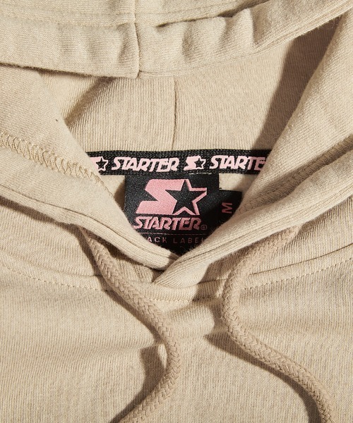 STARTER BLACK LABEL（スターターブラックレーベル）の「STARTER BLACK LABEL 裏起毛ショート丈裾ロゴテープ付プルオーバーパーカー（パーカー・レディース・ブラック/カーキ/ベージュ/ホワイト・M/L）」の15枚目の写真