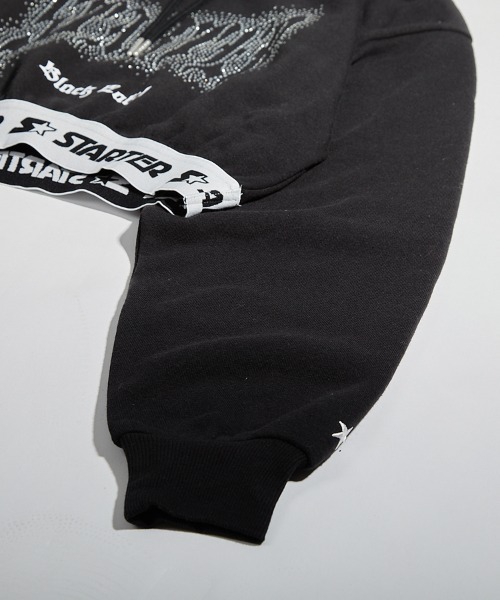 STARTER BLACK LABEL（スターターブラックレーベル）の「STARTER BLACK LABEL 裏起毛ショート丈裾ロゴテープ付プルオーバーパーカー（パーカー・レディース・ブラック/カーキ/ベージュ/ホワイト・M/L）」の9枚目の写真