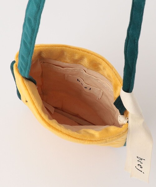 beej(ビージ)の「【別注】<beej>embroidery ショルダー バッグ / キッズ(ショルダーバッグ・キッズ・オフホワイト/ターコイズブルー/マスタード・FREE)」の16枚目の写真