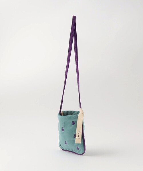 beej(ビージ)の「【別注】<beej>embroidery ショルダー バッグ / キッズ(ショルダーバッグ・キッズ・オフホワイト/ターコイズブルー/マスタード・FREE)」の18枚目の写真