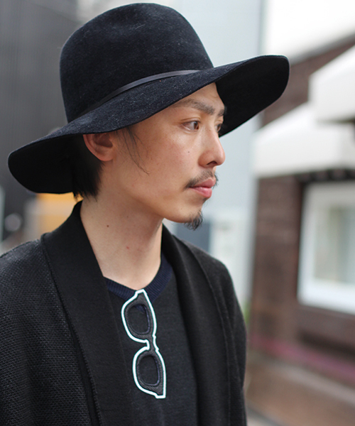 Lui's(ルイス)の「C-PLUS HEADWEARS(シープラス・ヘッドウェアーズ) ロングブリムハット(ハット・メンズ・ブラック/キャメル/クリーム・FREE)」の2枚目の写真
