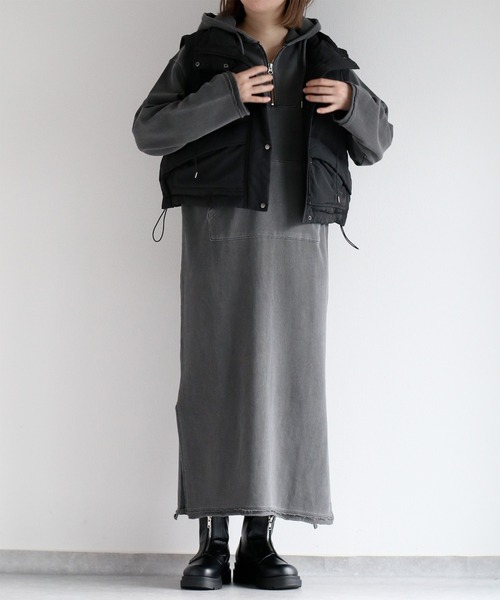 cepo（セポ）の「〈セットアップ対応〉16/10 裏毛ハーフジップスウェットワンピース（ワンピース・レディース・オフホワイト/チャコール・M）」の3枚目の写真