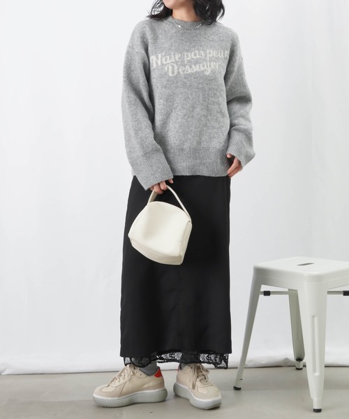 LUCA/LADY LUCK LUCA（ルカ/レディラックルカ）の「LC/LLL もちもちロゴニットプルオーバー / クルーネックロゴニット（ニット/セーター・レディース・ブラック/グレー/ベージュ・FREE）」の17枚目の写真