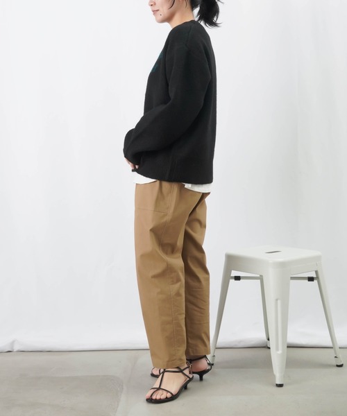 LUCA/LADY LUCK LUCA（ルカ/レディラックルカ）の「LC/LLL もちもちロゴニットプルオーバー / クルーネックロゴニット（ニット/セーター・レディース・ブラック/グレー/ベージュ・FREE）」の6枚目の写真