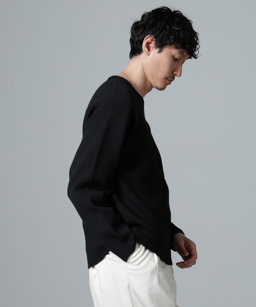 NANO universe（ナノユニバース）の「PBTストレッチクルーネックニット（ニット/セーター・メンズ・ブラック/グレー/ネイビー・S/M/L）」の21枚目の写真