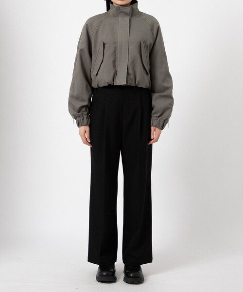 UNITED TOKYO（ユナイテッドトウキョウ）の「ジップアップブルゾンジャケット（ブルゾン・レディース・ブラック/グリーン・FREE）」の5枚目の写真