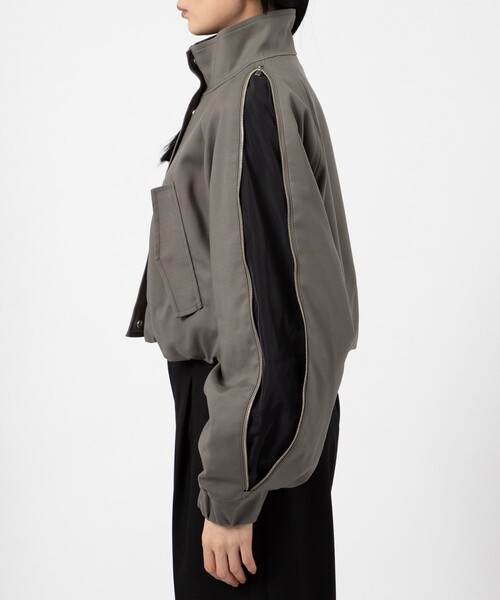 UNITED TOKYO（ユナイテッドトウキョウ）の「ジップアップブルゾンジャケット（ブルゾン・レディース・ブラック/グリーン・FREE）」の22枚目の写真