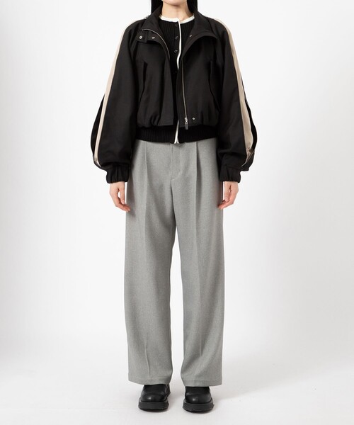 UNITED TOKYO（ユナイテッドトウキョウ）の「ジップアップブルゾンジャケット（ブルゾン・レディース・ブラック/グリーン・FREE）」の8枚目の写真