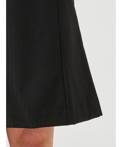 HARUYAMA（ハルヤマ）の「【ウォッシャブル】セミフレアスカート ストレッチ S＆M Knightsbridge ブラック シャドウストライプ 通年（スーツスカート・レディース・ブラック・5号/7号/9号/11号/13号/15号/17号/19号）」の8枚目の写真