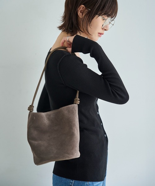 model：H166　着用サイズ：F