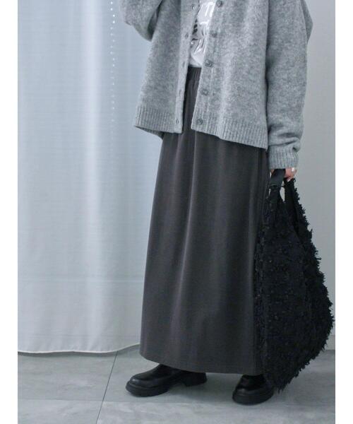 Samansa Mos2 blue（サマンサモスモスブルー）の「【吸湿発熱】カットコールタイトスカート（スカート・レディース・ブラック/ベージュ/グレー・F）」の5枚目の写真