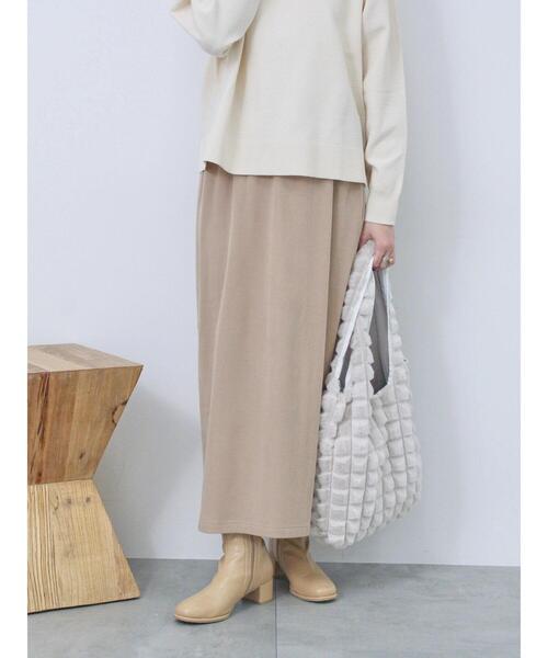 Samansa Mos2 blue（サマンサモスモスブルー）の「【吸湿発熱】カットコールタイトスカート（スカート・レディース・ブラック/ベージュ/グレー・F）」の18枚目の写真