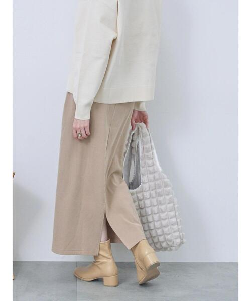 Samansa Mos2 blue（サマンサモスモスブルー）の「【吸湿発熱】カットコールタイトスカート（スカート・レディース・ブラック/ベージュ/グレー・F）」の21枚目の写真