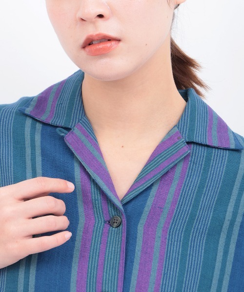 チチカカ(チチカカ)の「Rico エコフレンドリーダイ手織りストライプシャツ(シャツ/ブラウス・レディース・ネイビー/カーキ・FREE)」の4枚目の写真