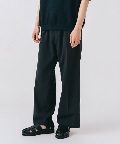 BEAMS HEART(ビームスハート)の「ポリエステルトロ 2タック ワイドパンツ(スラックス・メンズ・チャコールグレー/ネイビー/ブラック・LARGE/MEDIUM/SMALL)」の8枚目の写真