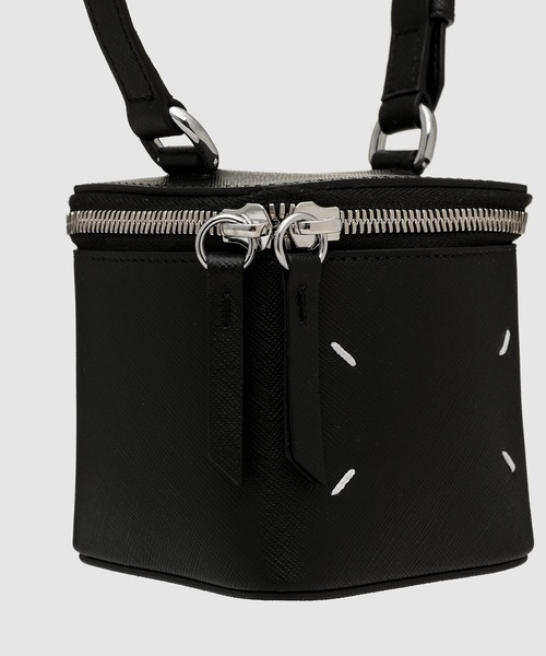 Maison Margiela（メゾンマルジェラ）の「ALTRA PICCOLA PELLET