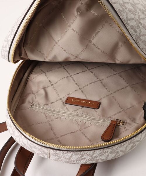 MICHAEL KORS（マイケルコース）の「RHEA ZIP バックパック ミディアム - MKシグネチャー（バックパック/リュック・レディース・ホワイト系・FREE）」の5枚目の写真