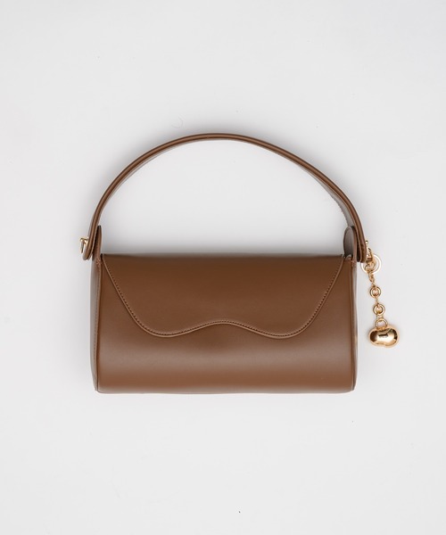 うりこ。 新品 nunela moi tytto ハンドバッグ flap うりこ。様専用 新品 nunela moi tytto ハンドバッグ flap