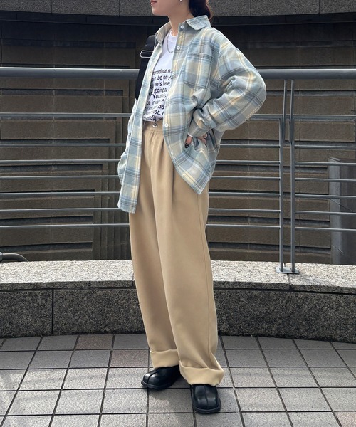 ISOOK(アイスー)の「【ISOOK / アイスー】オーバーサイズプリントロンT / 長袖 クルーネック ラウンドネック Tシャツ レタリング ルーズ丈 ビッグシルエット ユニセックス 英字ロゴ 白 黒 ホワイト ブラック グレー ZOZOTOWN限定(Tシャツ/カットソー・レディース・ホワイト/ブラック/グレー・FREE)」の12枚目の写真