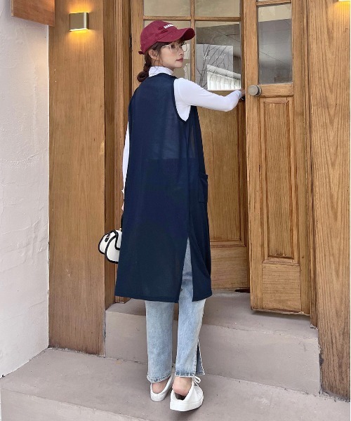 ad thie(アドティエ)の「ポケット付き サイドスリット ロングジレ(ベスト・レディース・ブラック/ベージュ/ネイビー/ライトカーキ・FREE)」の14枚目の写真