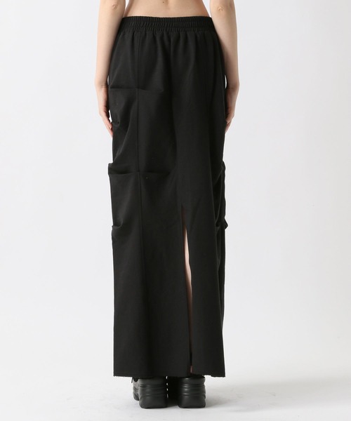 FOREVER 21（フォーエバー トゥエンティーワン）の「【2025SS】裏毛デザインタックロングスカート（スカート・レディース・ブラック/グレー・SMALL/MEDIUM）」の22枚目の写真