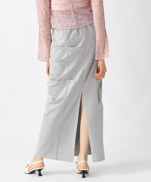 FOREVER 21（フォーエバー トゥエンティーワン）の「【2025SS】裏毛デザインタックロングスカート（スカート・レディース・ブラック/グレー・SMALL/MEDIUM）」の7枚目の写真