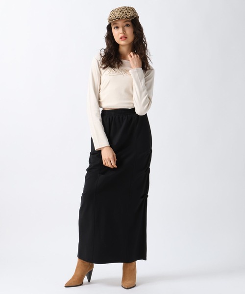 FOREVER 21（フォーエバー トゥエンティーワン）の「【2025SS】裏毛デザインタックロングスカート（スカート・レディース・ブラック/グレー・SMALL/MEDIUM）」の8枚目の写真