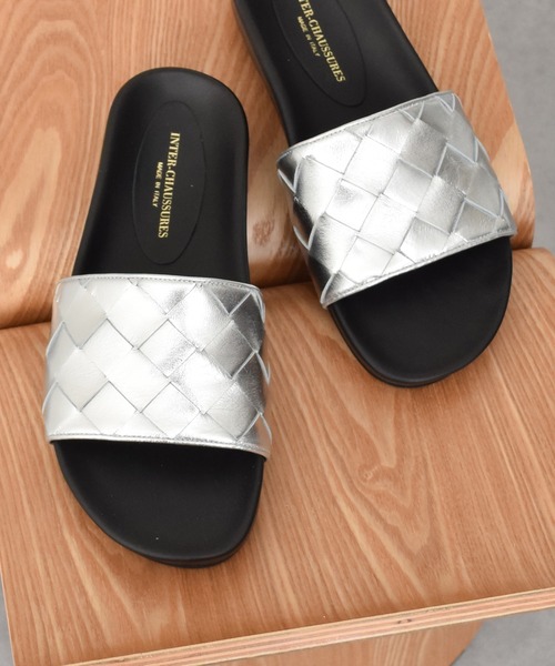 inter-chaussures（インターショシュール）の「【INTER-CHAUSSURES】イントレチャートフットベッドサンダル(I52103)（サンダル・レディース・シルバー/ゴールド・35/36/37/38/39）」の2枚目の写真