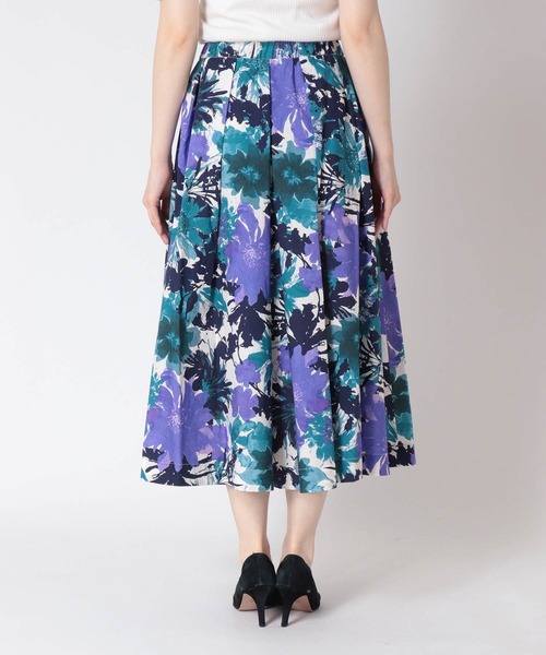 Jines（ジネス）の「プリントタックスカート（スカート・レディース・ブルー/グリーン/ブラック/グリーン系その他・38）」の11枚目の写真