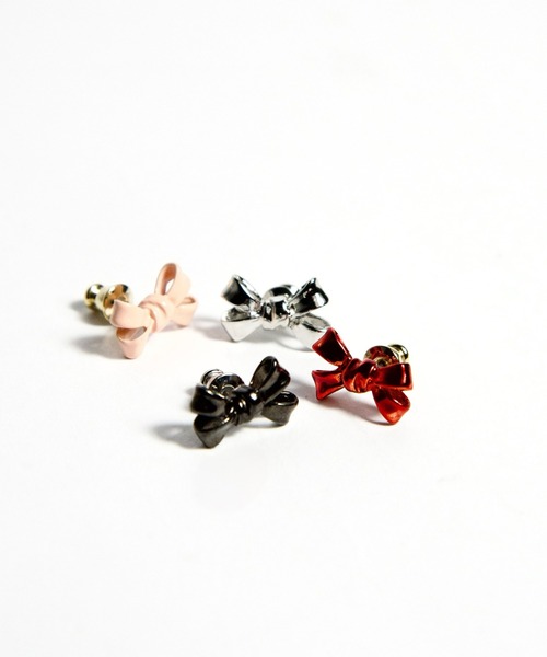 LOVE BY e.m. (ラブバイイーエム)の「プチリボンピアス/バレエコア/25SS/レディース(ピアス(片耳用)・レディース・シルバー/ゴールド/ブラック・FREE)」の9枚目の写真