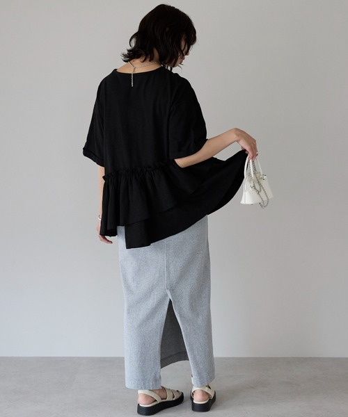 SOTT(ソット)の「Frill hem T-shirt フリルヘムTシャツ(Tシャツ/カットソー・レディース・ブラック/オフホワイト・FREE)」の13枚目の写真
