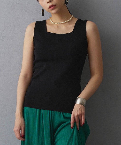 NICOLE white（ニコルホワイト）の「ニットタンクトップ（タンクトップ・レディース・ブラック/オフホワイト/グレー/グリーン/ピンク・FREE）」の3枚目の写真