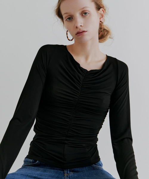 kiehtova（キエトヴァ）の「【kiehtova】MOIST GATHER LONG TEE/モイスト ギャザー ロング ティー（Tシャツ/カットソー・レディース・ホワイト/ブラック・FREE）」の4枚目の写真