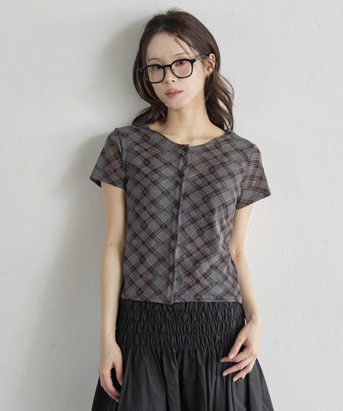 UNE MANSION（ユヌマンション）の「【UNE ORIGINAL】デイリーチェックシースールー半袖カーディガン（カーディガン/ボレロ・レディース・アイボリー/ブラック/ベージュ/イエロー・FREE）」の15枚目の写真