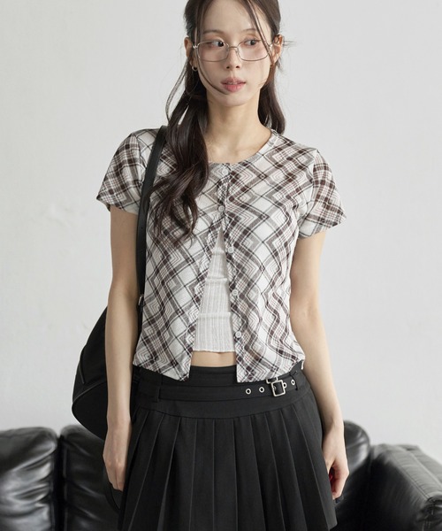 UNE MANSION（ユヌマンション）の「【UNE ORIGINAL】デイリーチェックシースールー半袖カーディガン（カーディガン/ボレロ・レディース・アイボリー/ブラック/ベージュ/イエロー・FREE）」の20枚目の写真