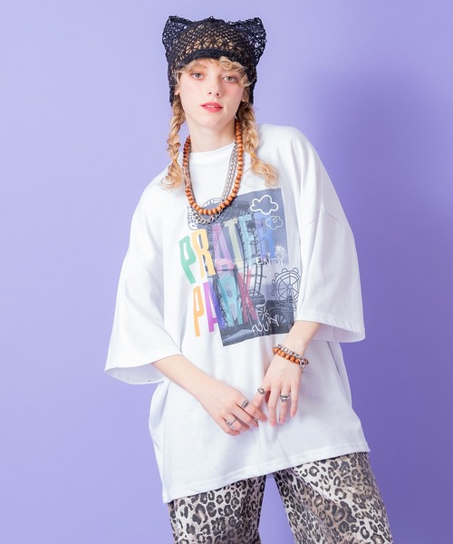 a.p.o.v.（エーピーオービー）の「a.p.o.v. カラフルロゴレイヤーフォトプリントオーバーサイズTシャツ（Tシャツ/カットソー・メンズ・ブラック/ホワイト・ONESIZE）」の4枚目の写真