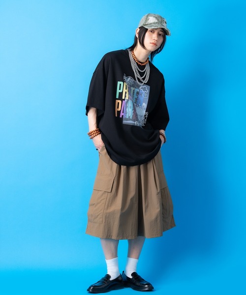 a.p.o.v.（エーピーオービー）の「a.p.o.v. カラフルロゴレイヤーフォトプリントオーバーサイズTシャツ（Tシャツ/カットソー・メンズ・ブラック/ホワイト・ONESIZE）」の7枚目の写真