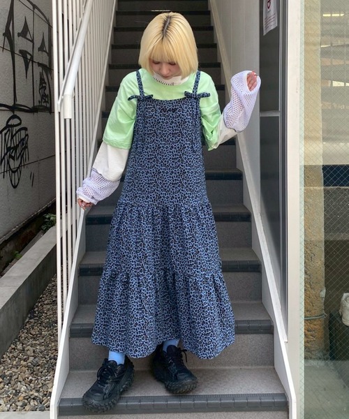 Candy Stripper（キャンディストリッパー）の「RIBBON TIERED CAMI ワンピース（ワンピース・レディース・ブラック/ブルー/ピンク・FREE）」の11枚目の写真