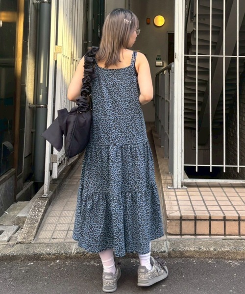 Candy Stripper（キャンディストリッパー）の「RIBBON TIERED CAMI ワンピース（ワンピース・レディース・ブラック/ブルー/ピンク・FREE）」の16枚目の写真