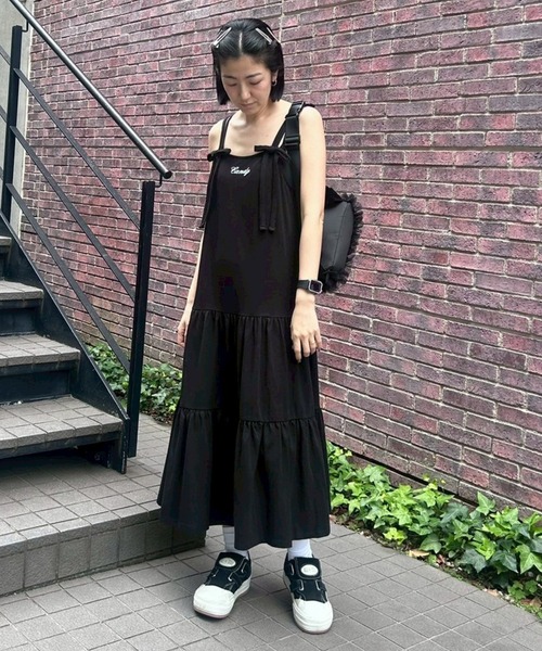 Candy Stripper（キャンディストリッパー）の「RIBBON TIERED CAMI ワンピース（ワンピース・レディース・ブラック/ブルー/ピンク・FREE）」の6枚目の写真