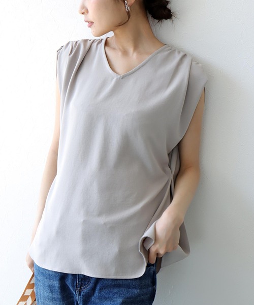 Jines(ジネス)の「ハイストレッチカルゼ ギャザーブラウス(シャツ/ブラウス・レディース・グレー/ホワイト・38)」の2枚目の写真